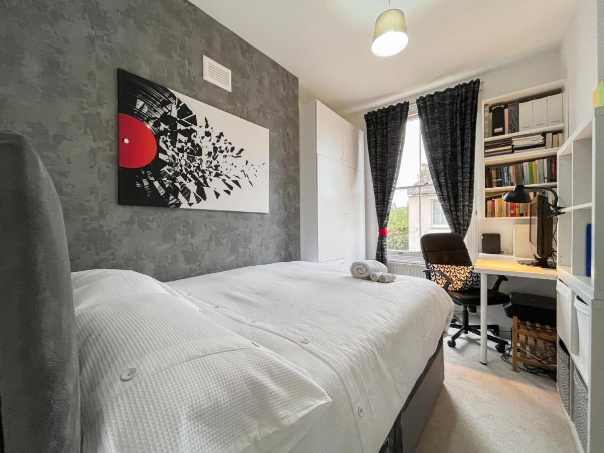 Апартаменты Beautiful 3Bd Flat In Archway Лондон Экстерьер фото